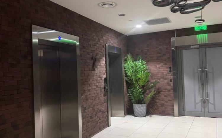 Вид лифтового холла на этаже