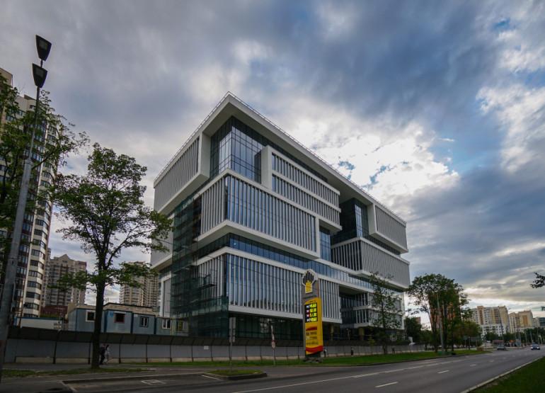 TREND LINE: Вид здания