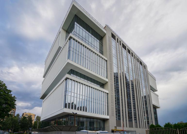 TREND LINE: Вид здания